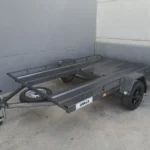 Remolque Plataforma – 1 Eje – 1.000 kg – 300 × 180 cm